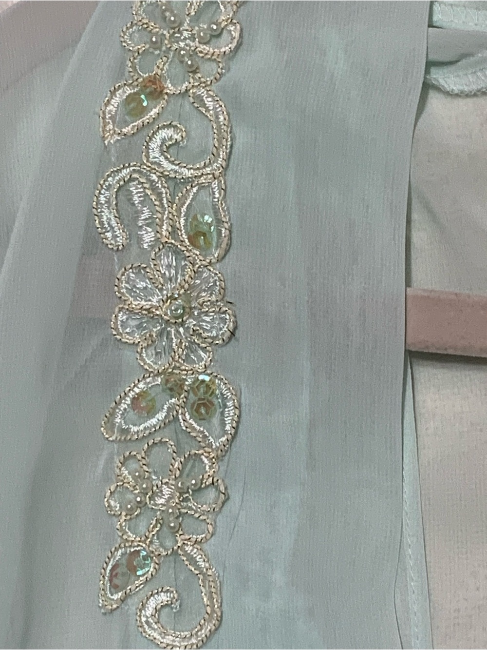 Expressions Sheer Mint Green Lace-Trim Robe&Sheer Slip set ( 2 piece) - Picture 7 of 9
